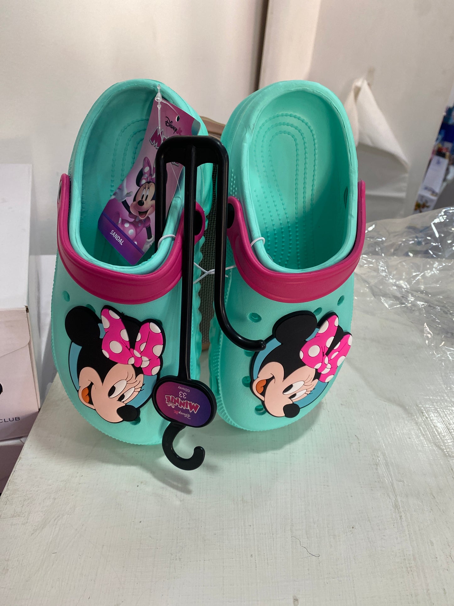 Sandalias crocs verde acqua niña Minnie D8-MI-85CR-1 390345