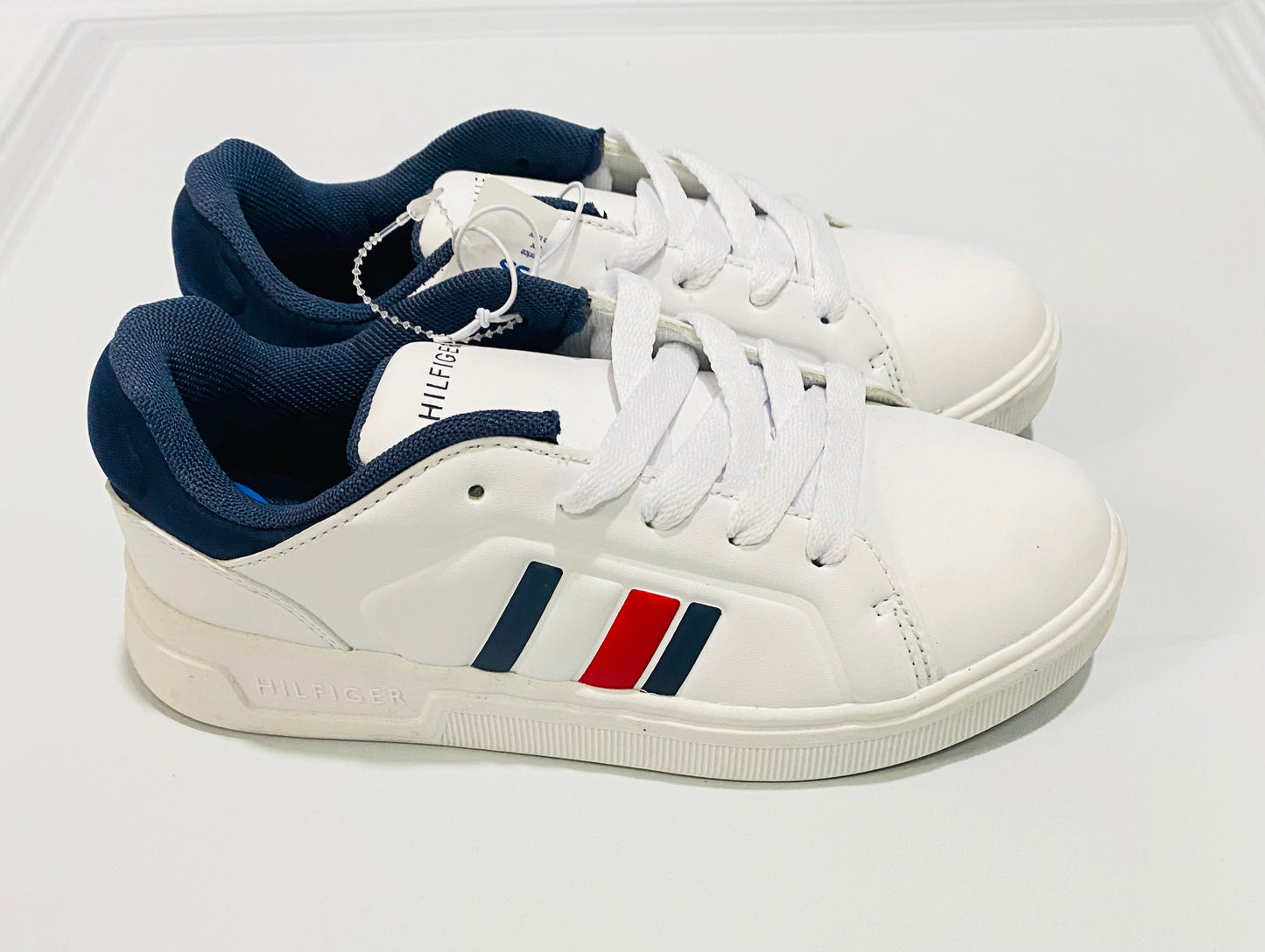 Tenis blancos Tommy niña niña