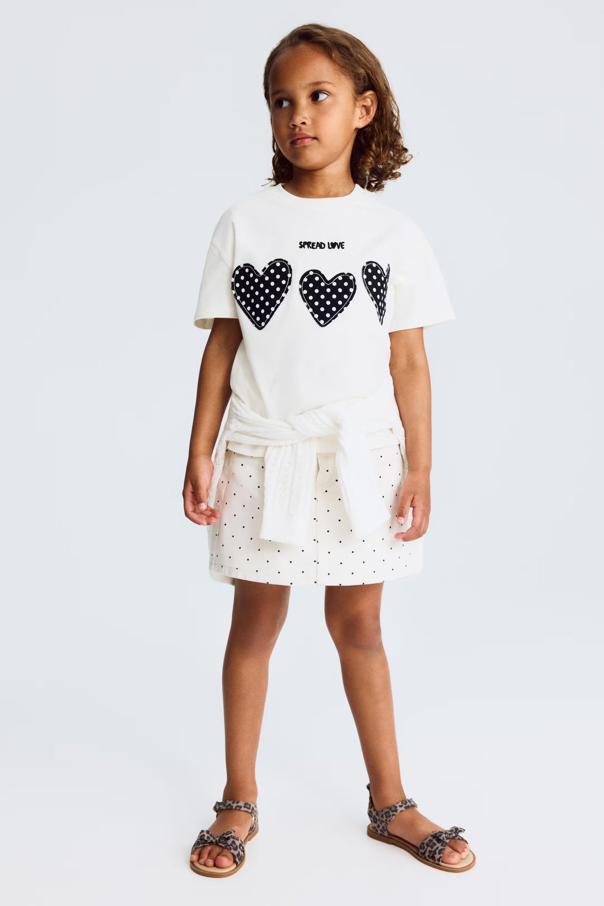 Camisa blanca corazones negros niña H&M 1353057005
