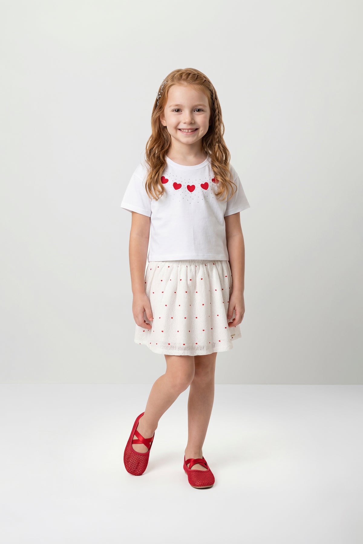 Set conjunto camisa blanca falda short blanca corazones rojos niña Quimby 35200-000101