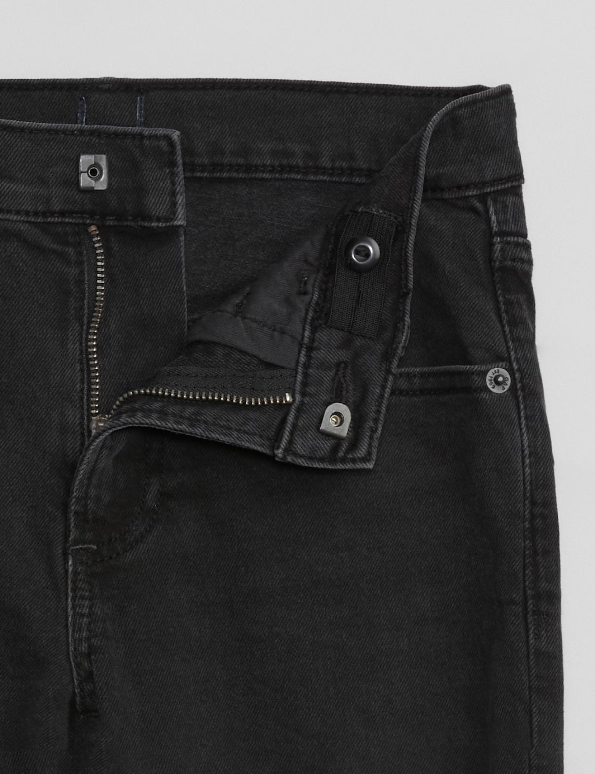 Pantalon negro niño Gap 780918