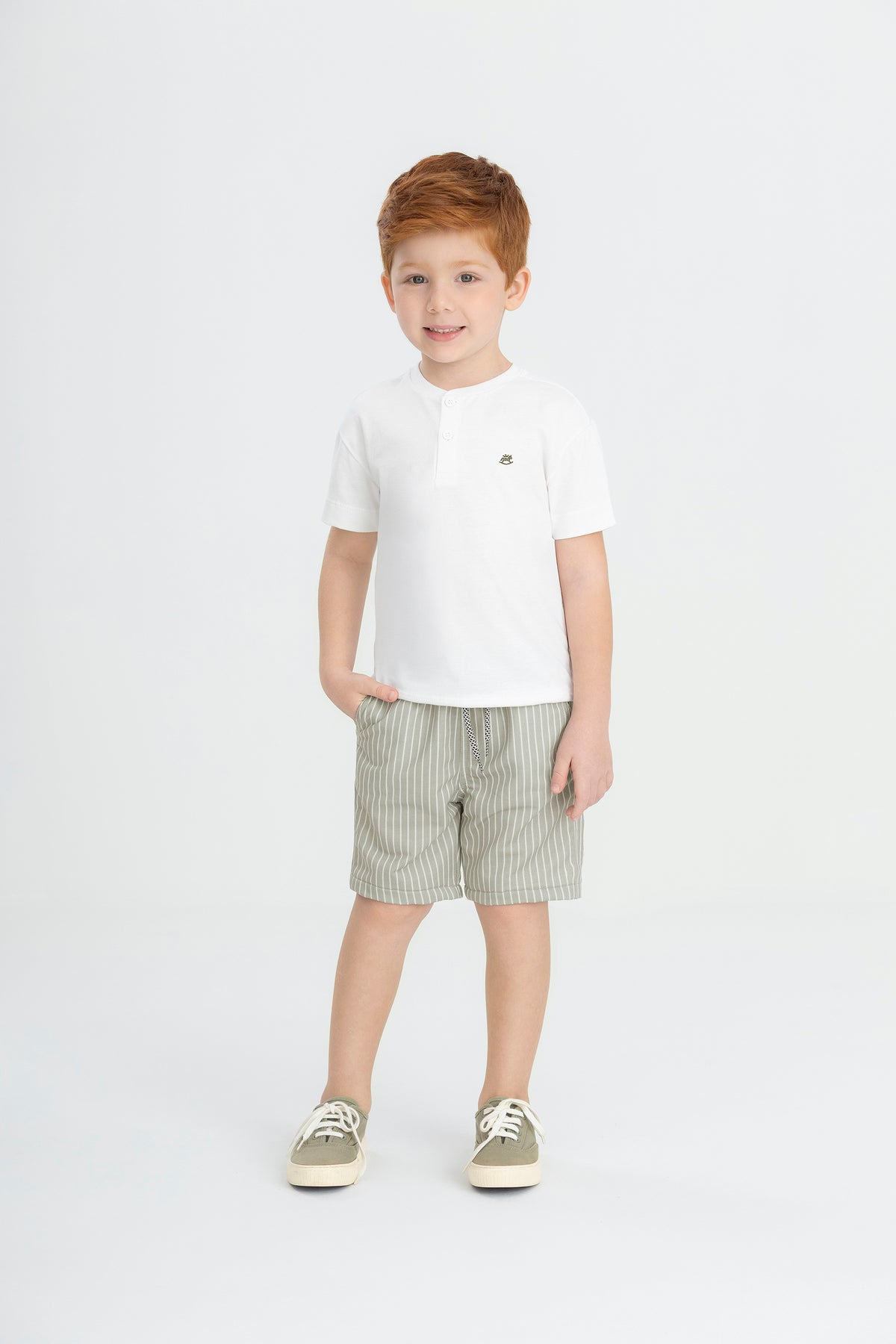 Set conjunto camisa blanca short gris Up Baby 47231-000101