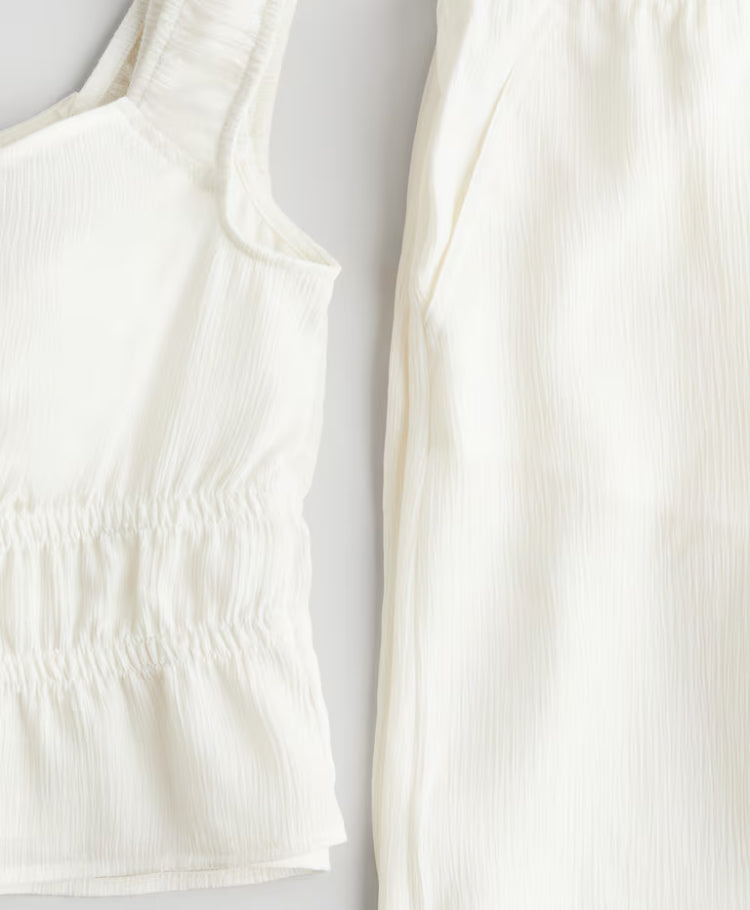 Set 2 piezas blanco crema niña H&M pantalon camisa