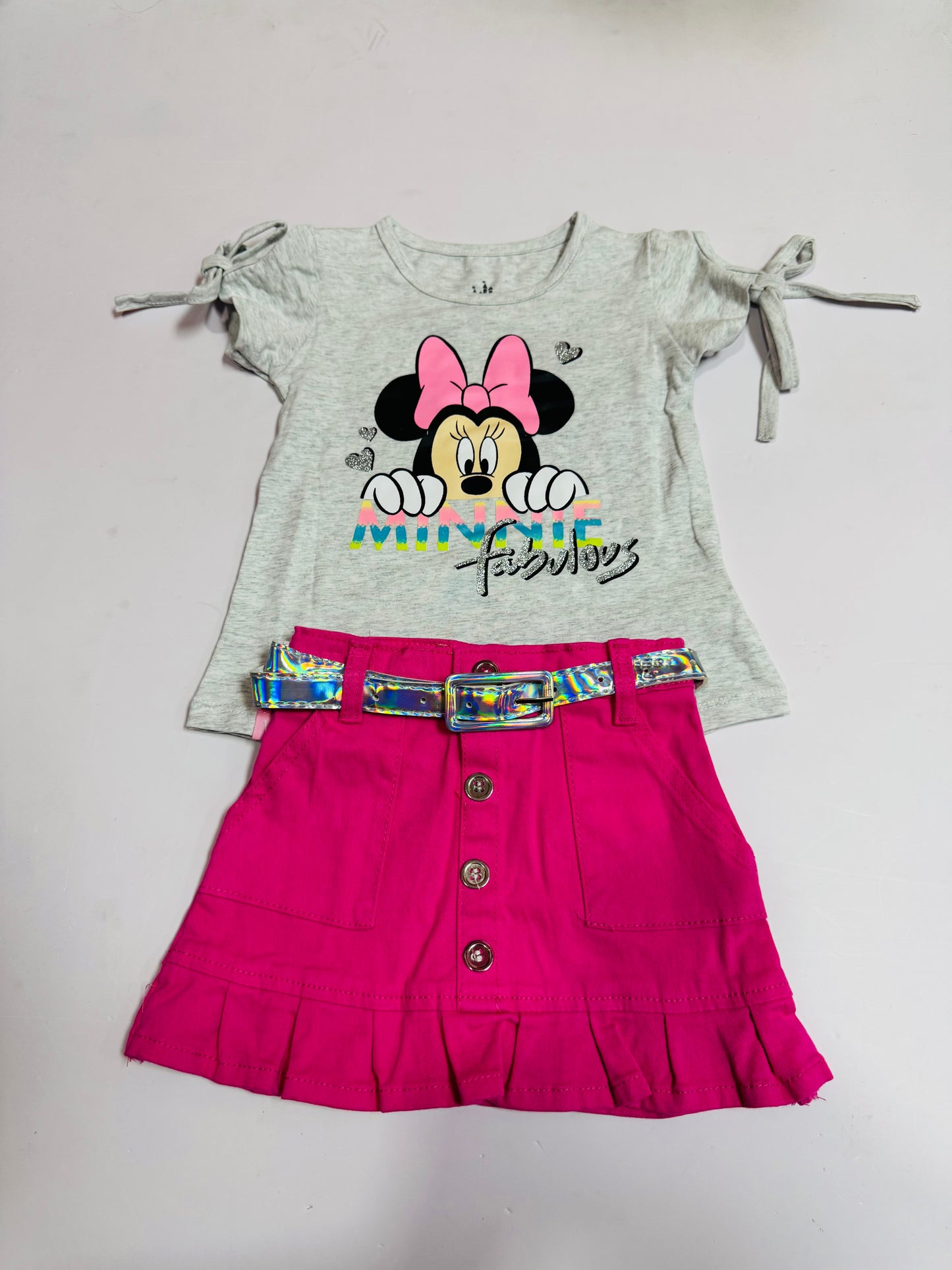 Set conjunto 2 piezas camisa gris short rosado Minnie niña D9-MI-1268B