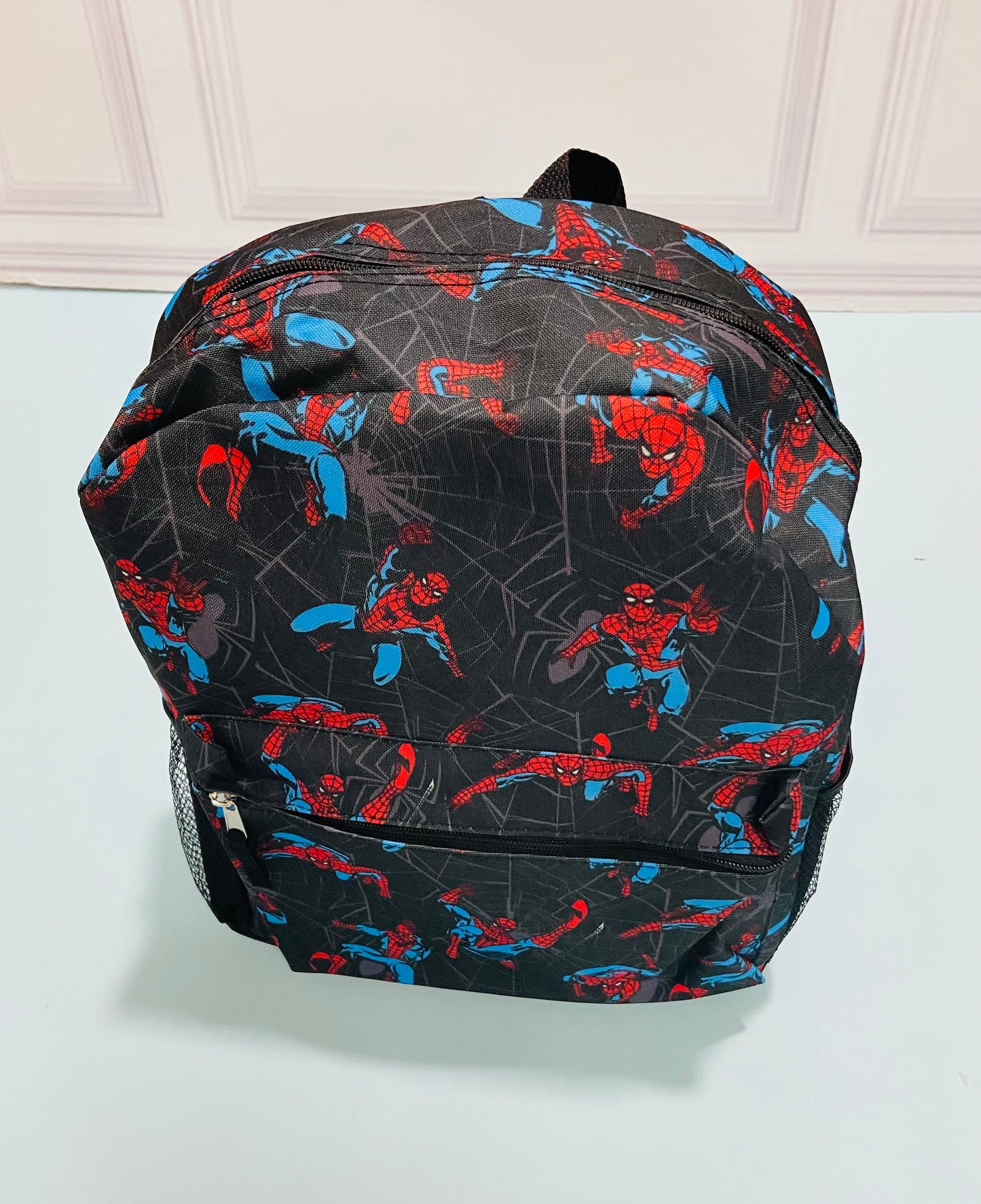 Mochila Negra Spiderman niño