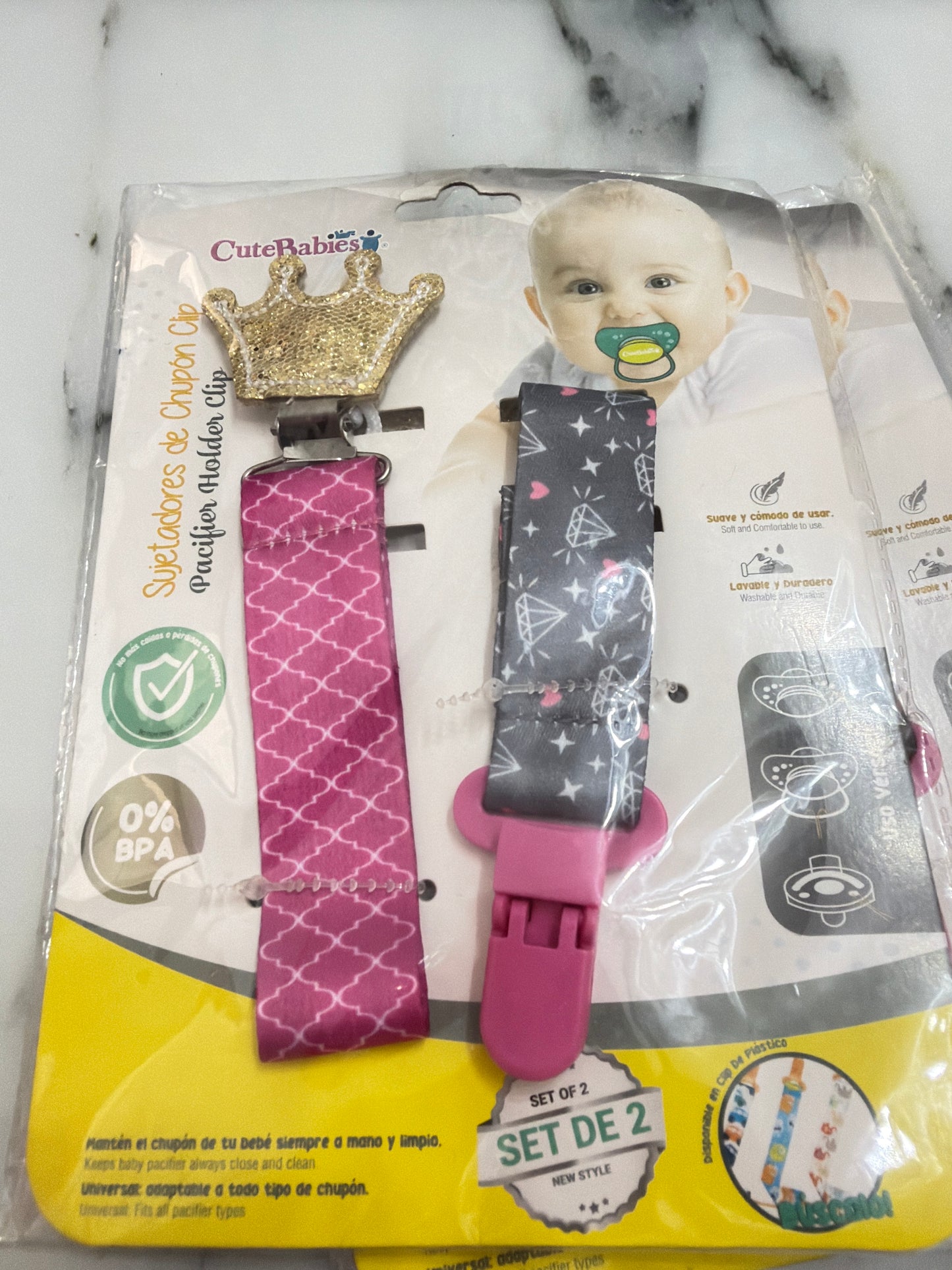 Set 2 porta chupete CuteBabies bebe niña sujetador