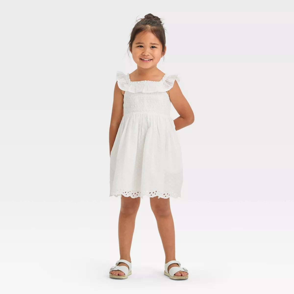 Vestido blanco Cat And Jack revuelos niña 20425456