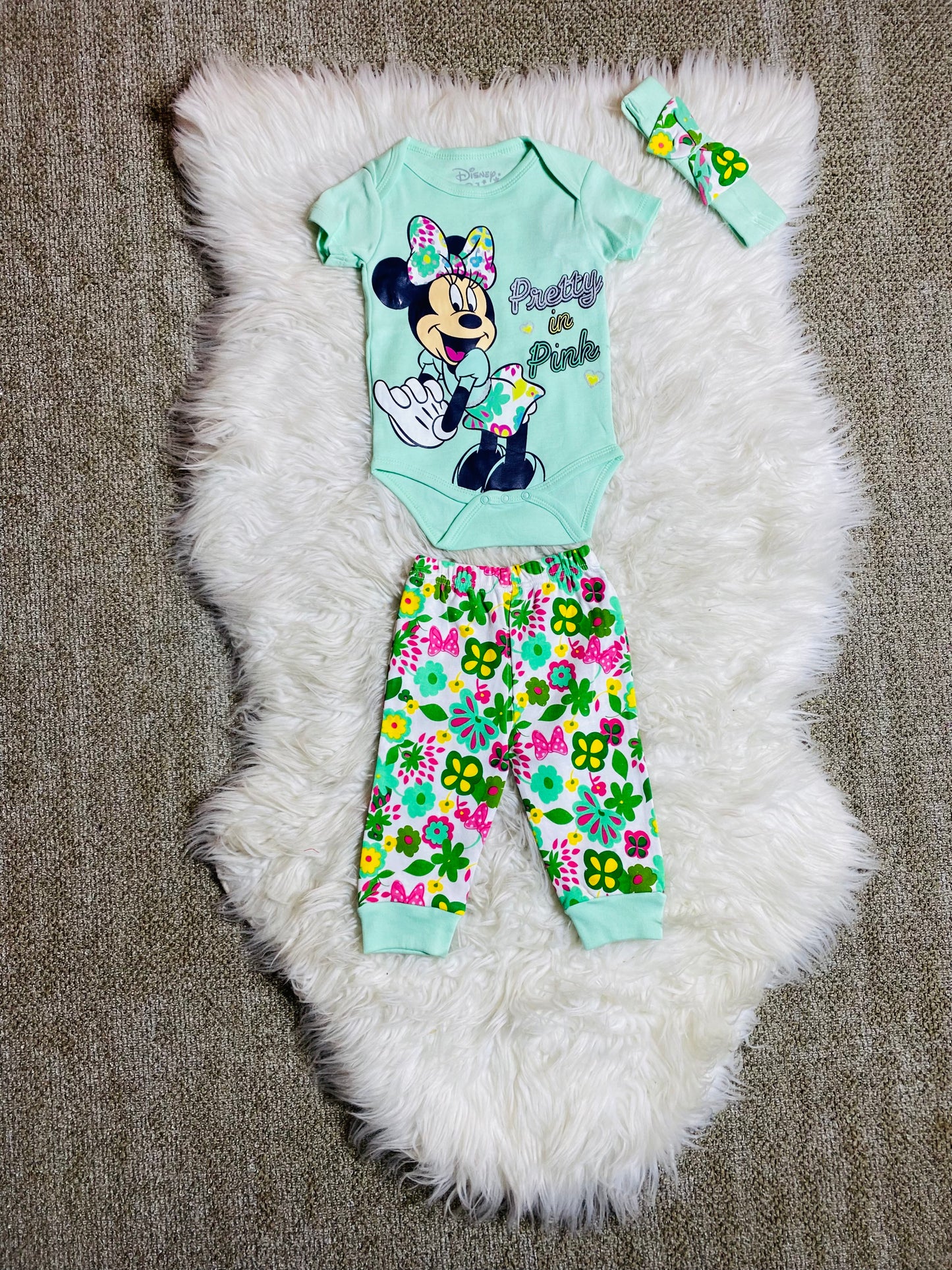 Set 3 piezas Mameluco verde flores minnie niña promo 3x1000