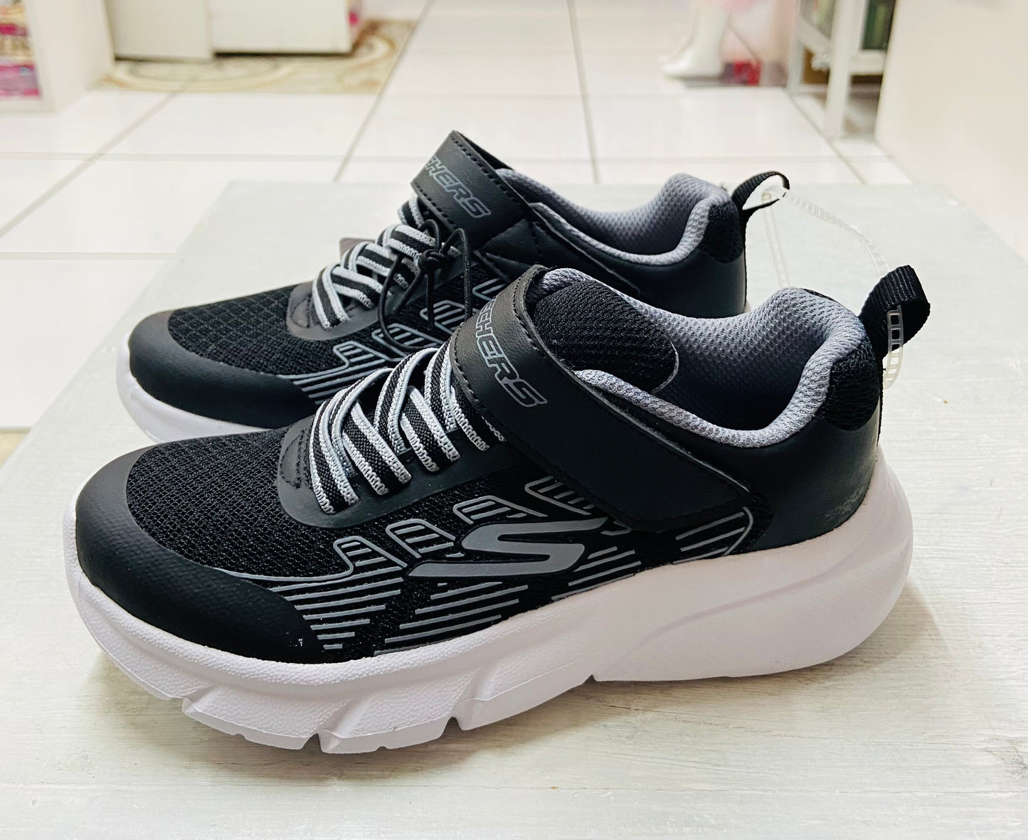 Tenis Negros Niño Skechers