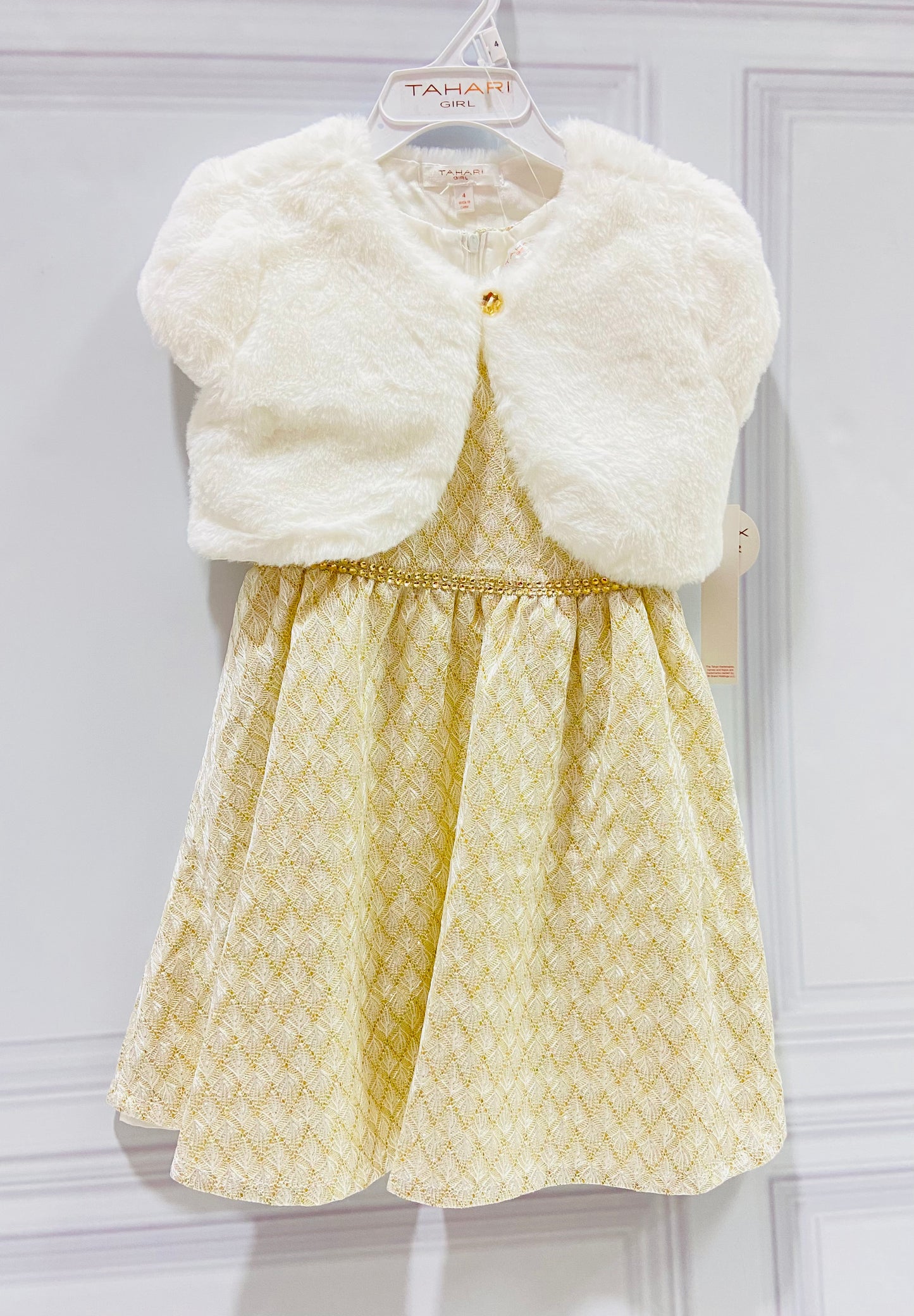 Vestido gala eventos dorado con chaleco