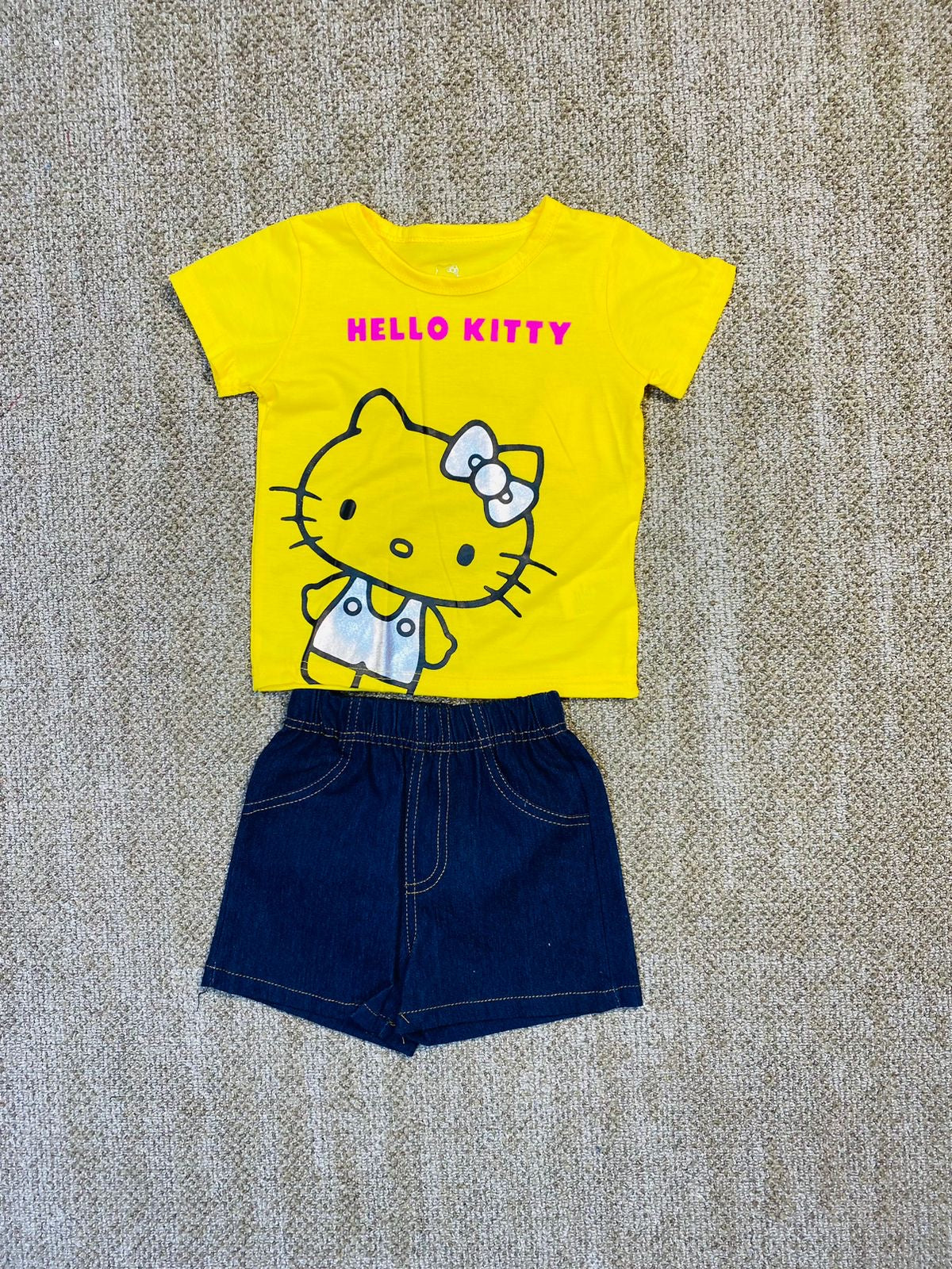 Set 2 piezas niña camisa amarilla Hello Kitty H9-HK-101D 490390