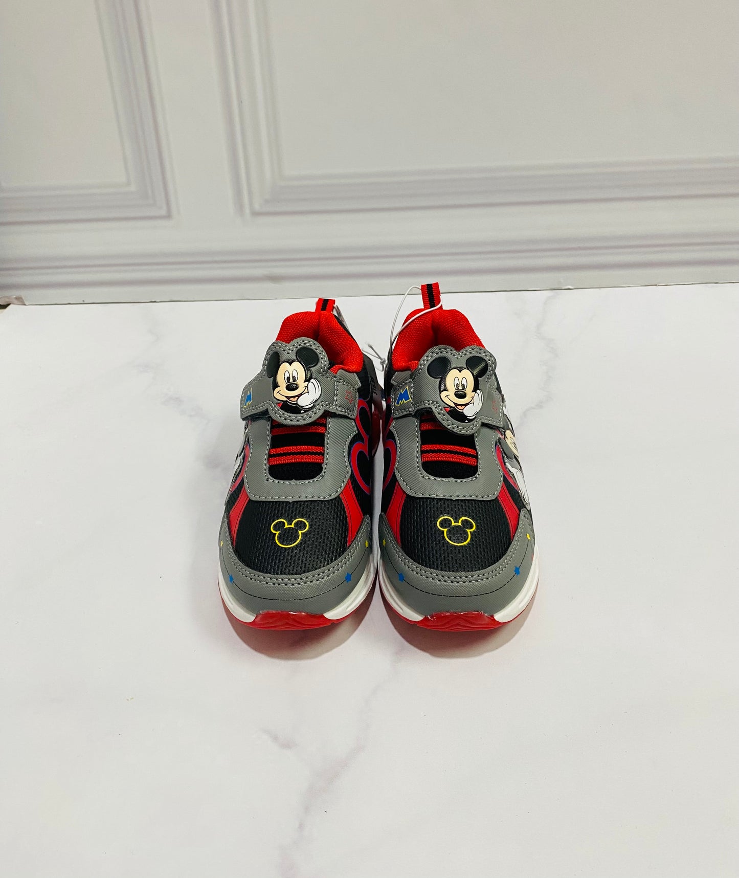 Tenis niño mickey pegar