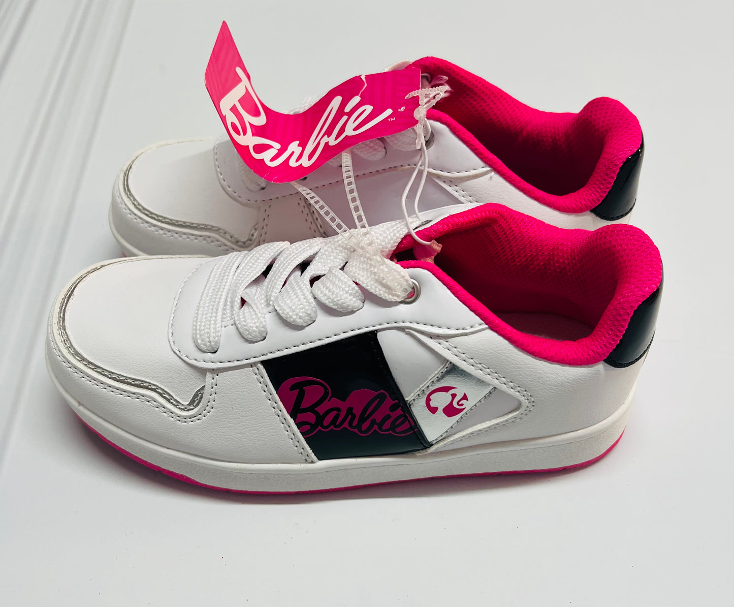 Tenis blancos Barbie niña