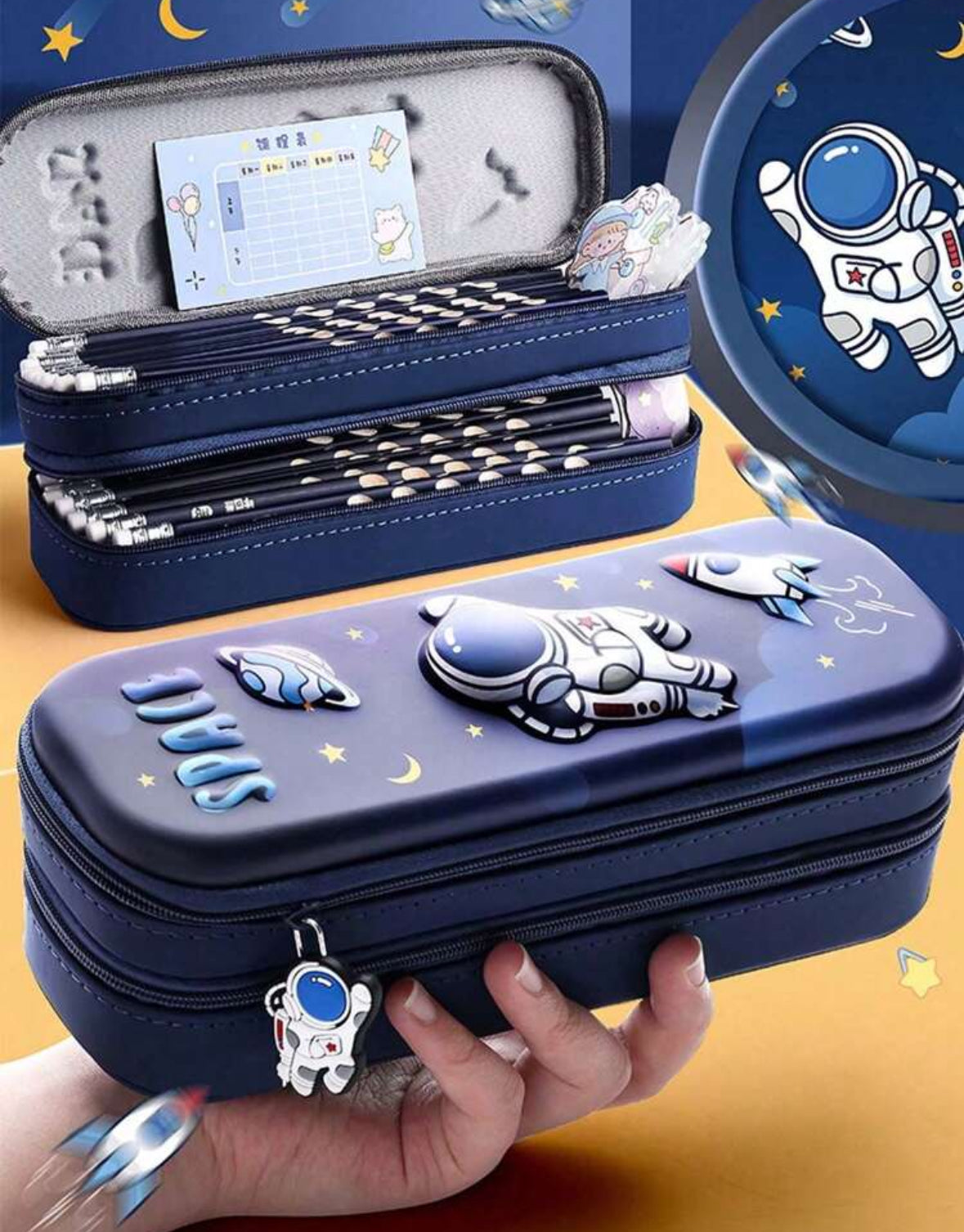 Cartuchera azul astronauta