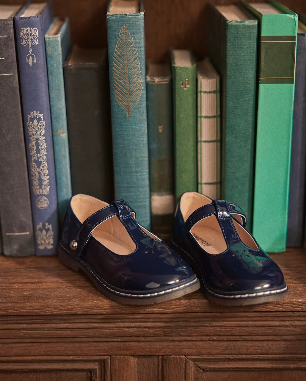 Zapatillas negras charol niña Gymboree 3054481