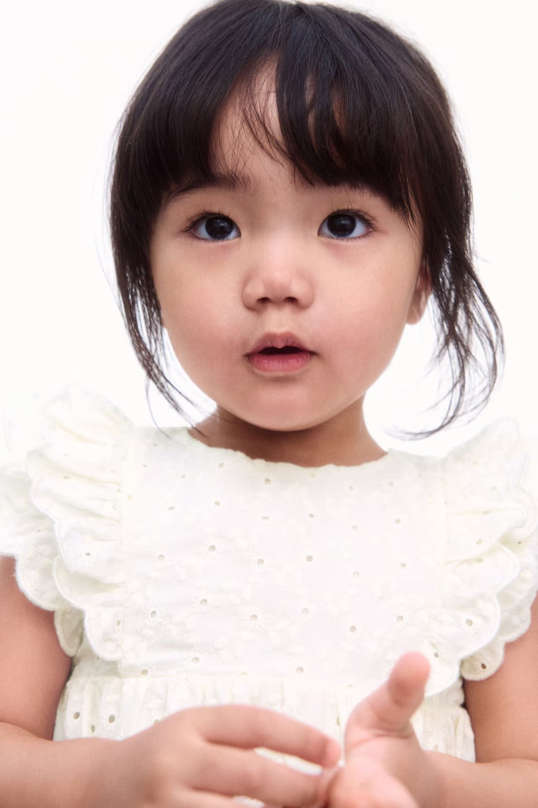 Vestido blanco revuelos niña H&M 1282971
