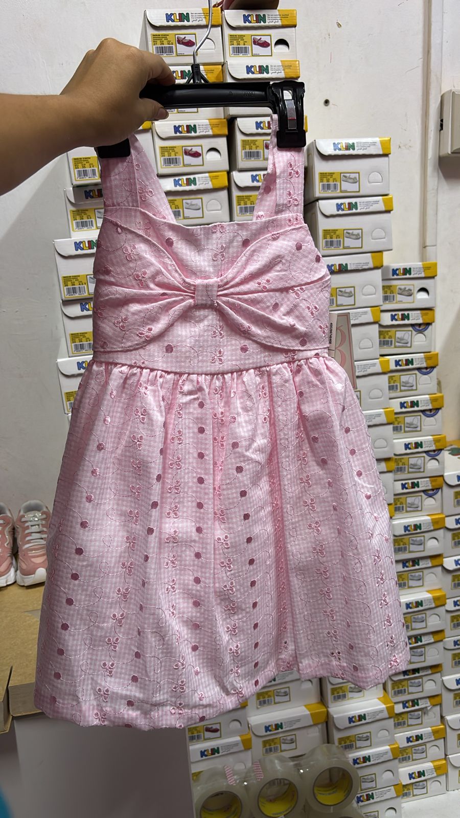 Vestido rosado niña chongo