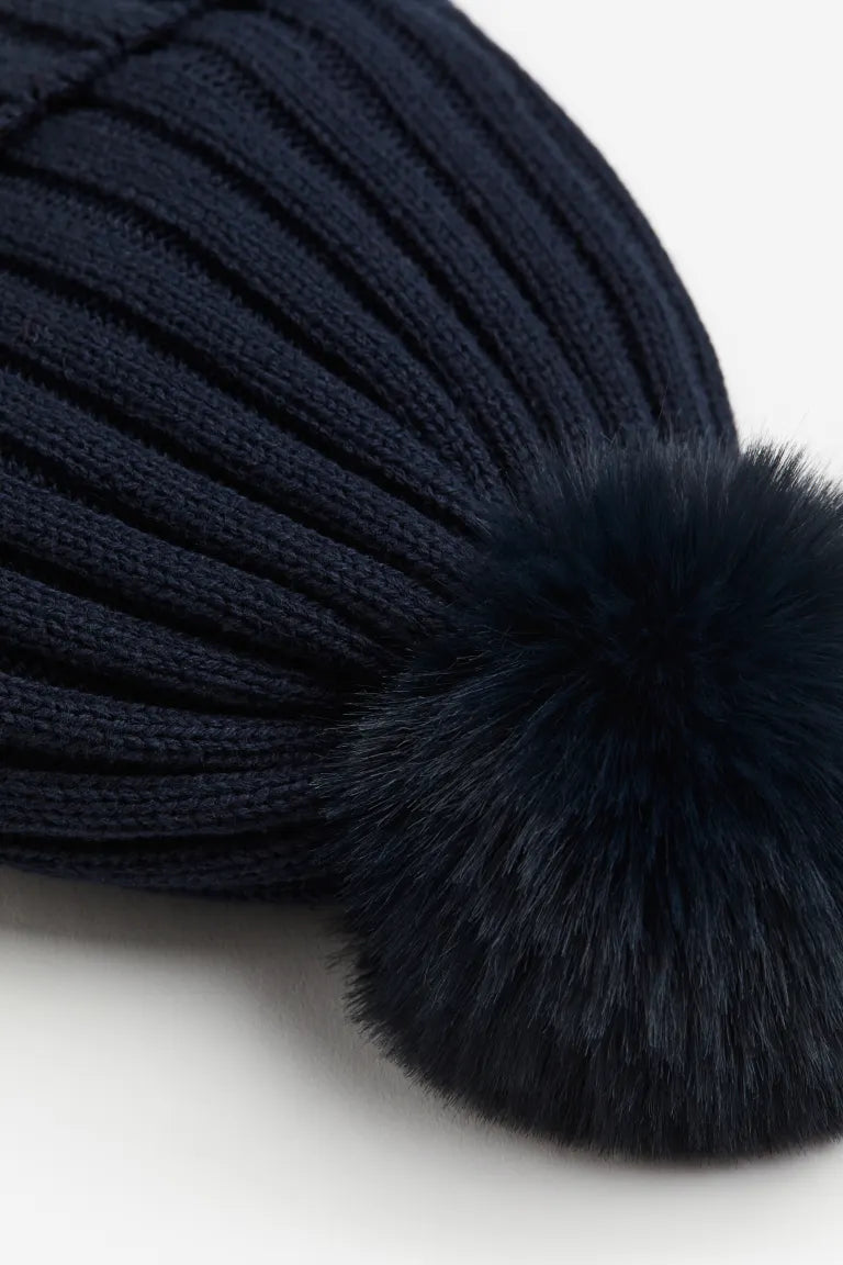 Gorro H&M azul pompom