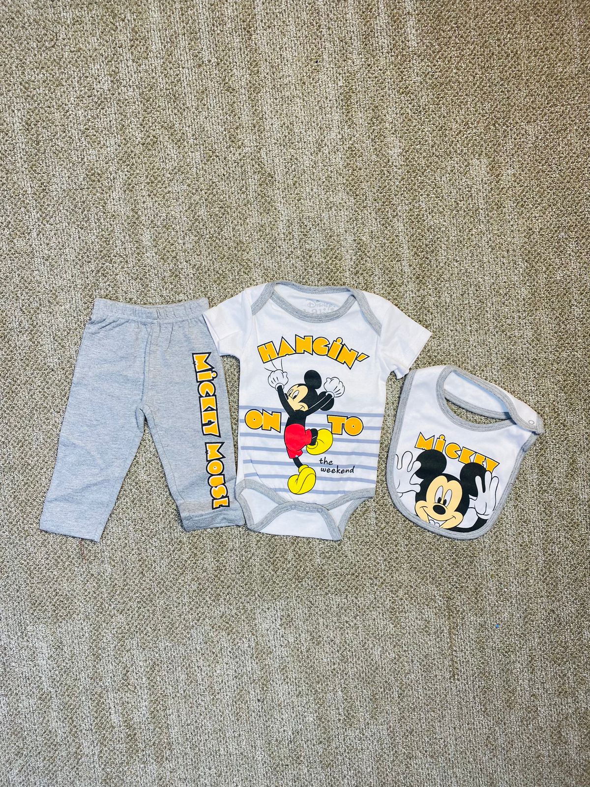 Set 3 piezas mameluco bebe niño mickey disney gris D9-MK-1110B 545490