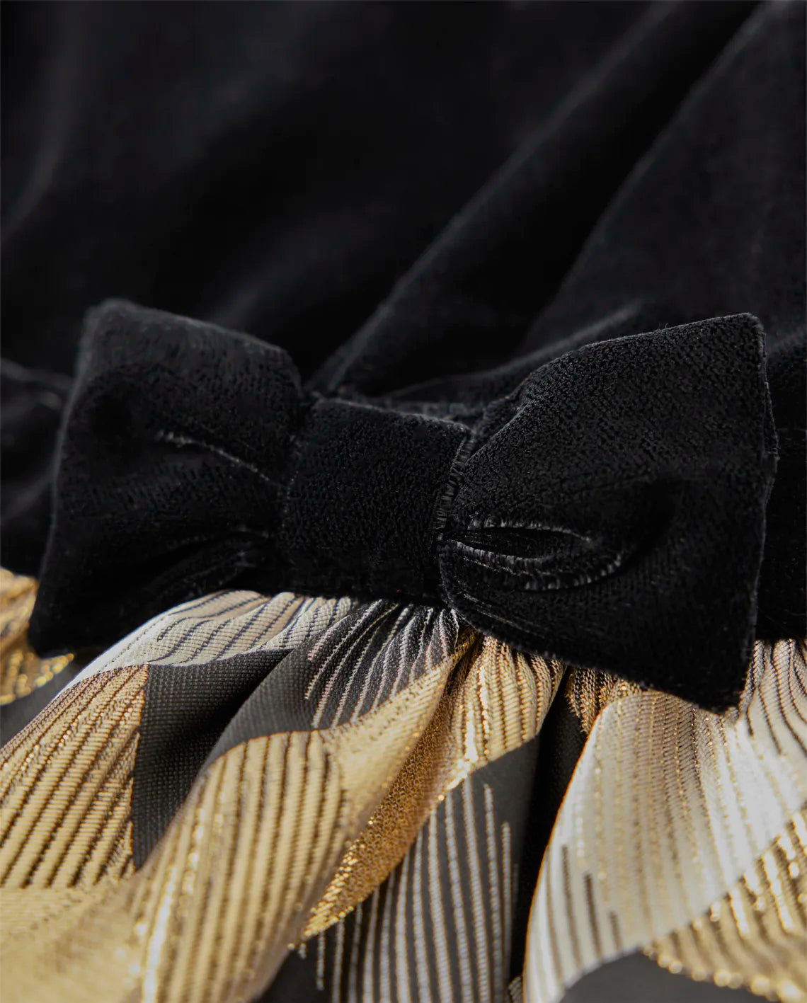 Vestido negro dorado rayas Gymboree eventos 39384816