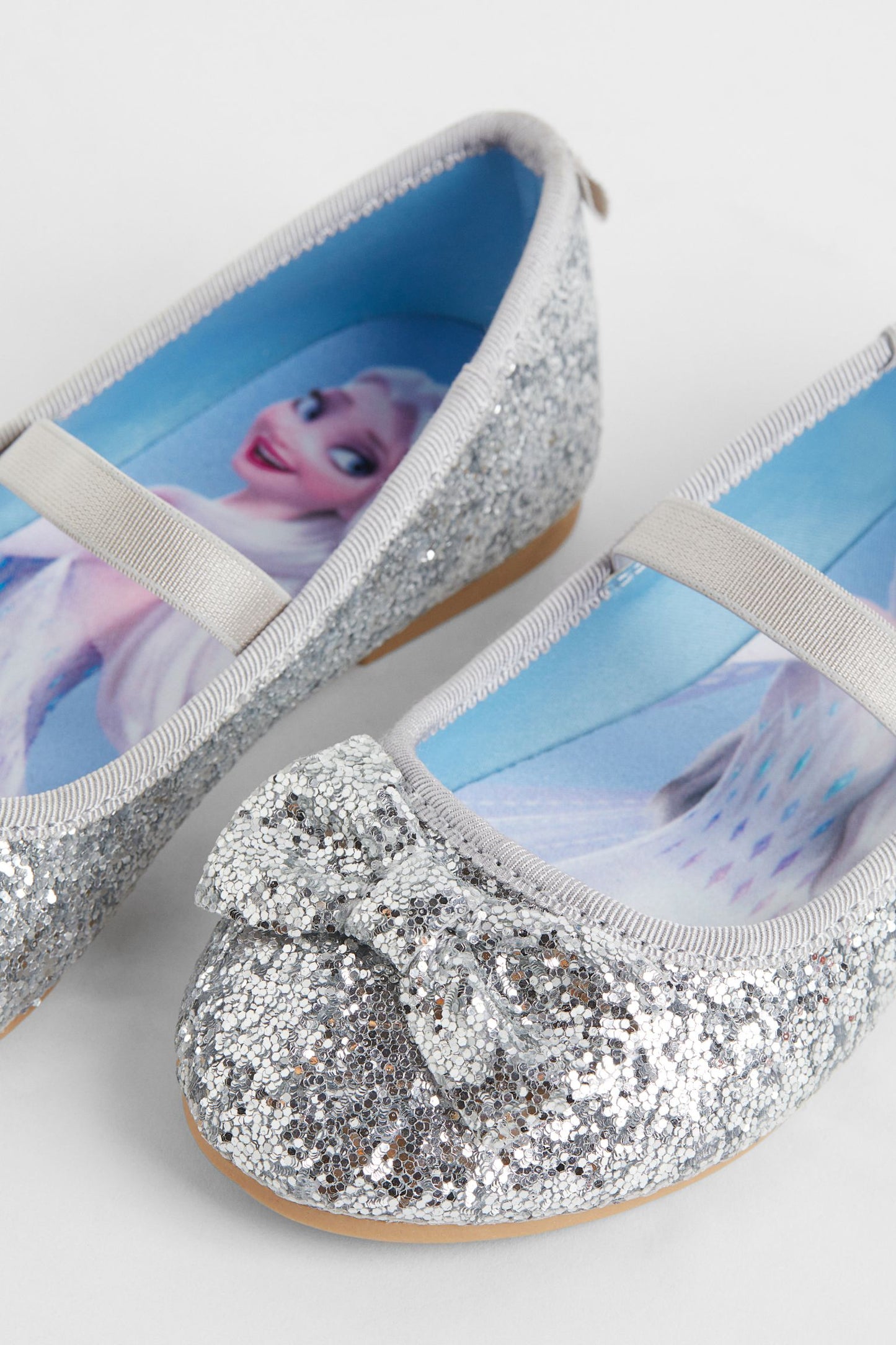 Zapatillas plateadas frozen H&M niña