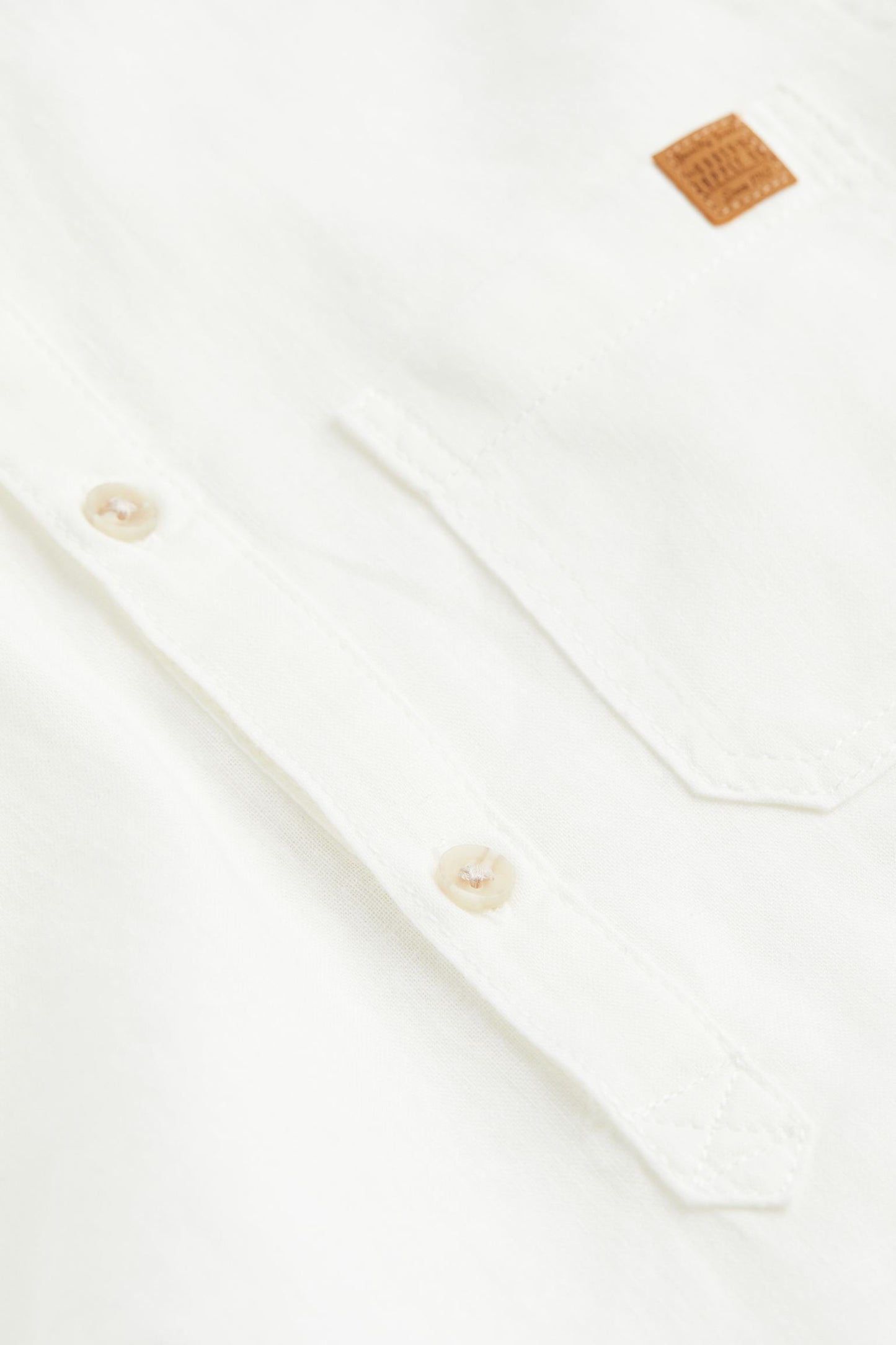 Camisa blanca ivory formal henley niño H&M 4 botones arriba