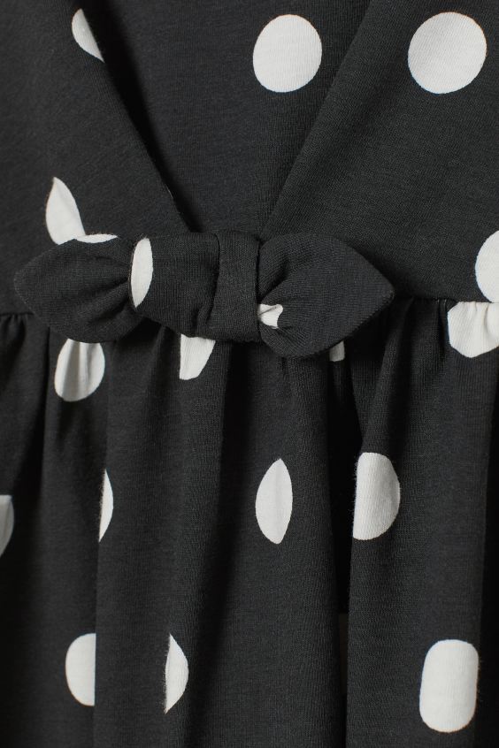 Vestido puntos blanco negro chongo H&M