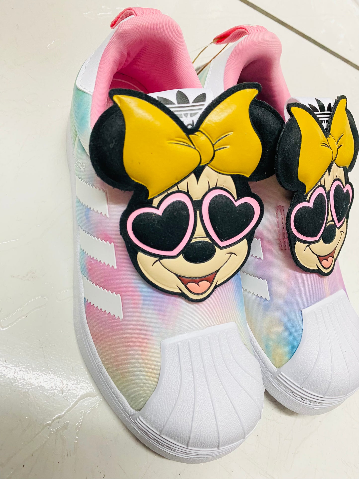 Tenis blancos Adidas minnie niña