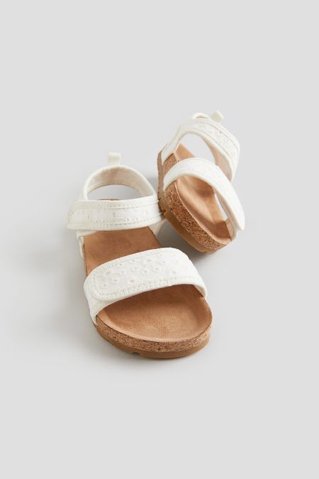 Sandalias H&M niña blancas