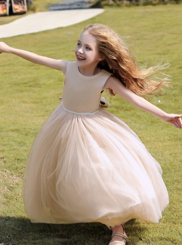 Vestido champan largo para evento de gala