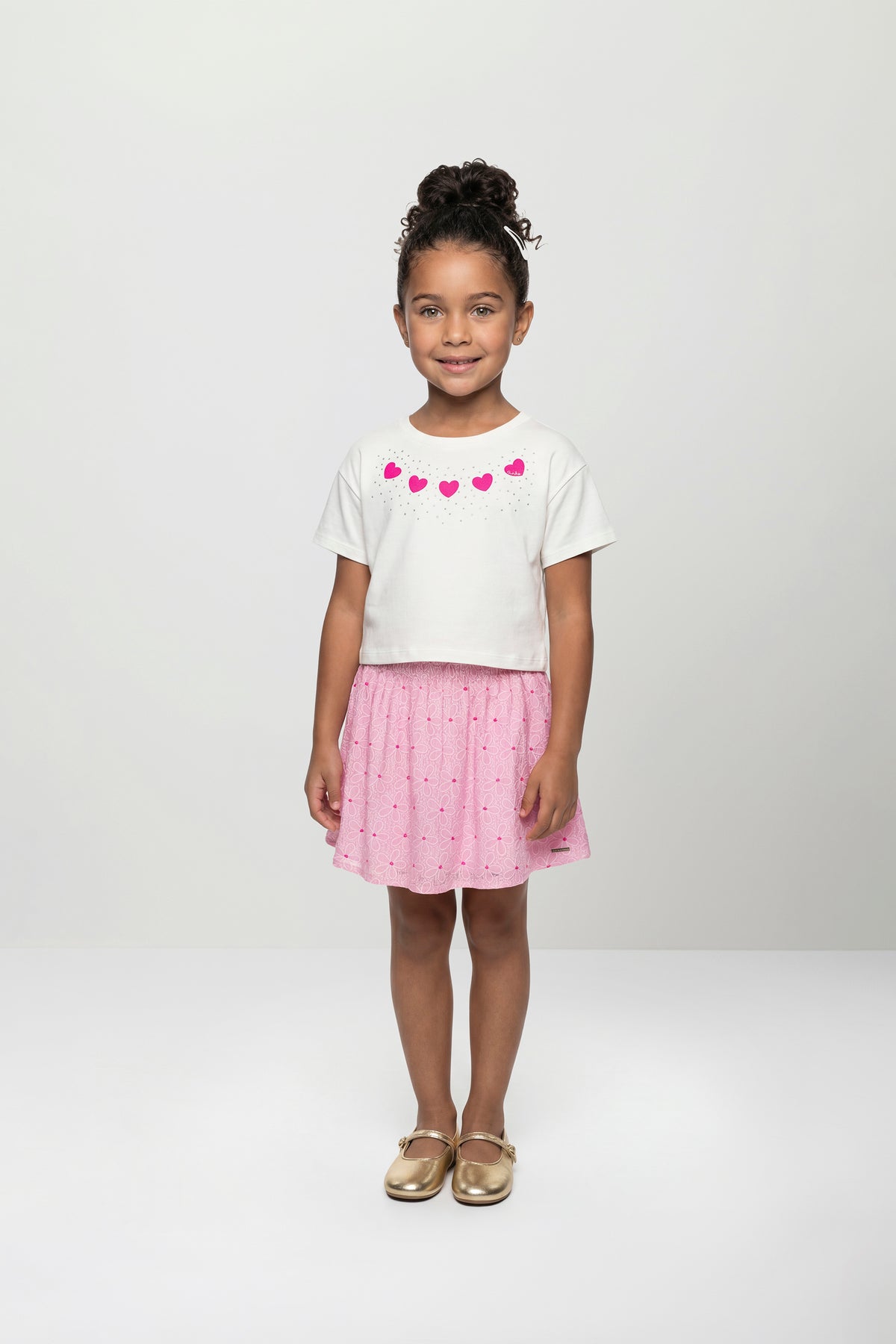Set conjunto camisa blanca falda short rosada corazones rosados niña Quimby 35200-000106