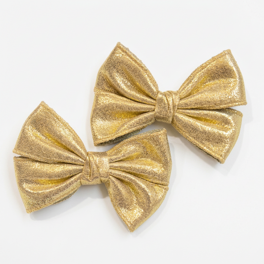 Par ganchos dorados handmade