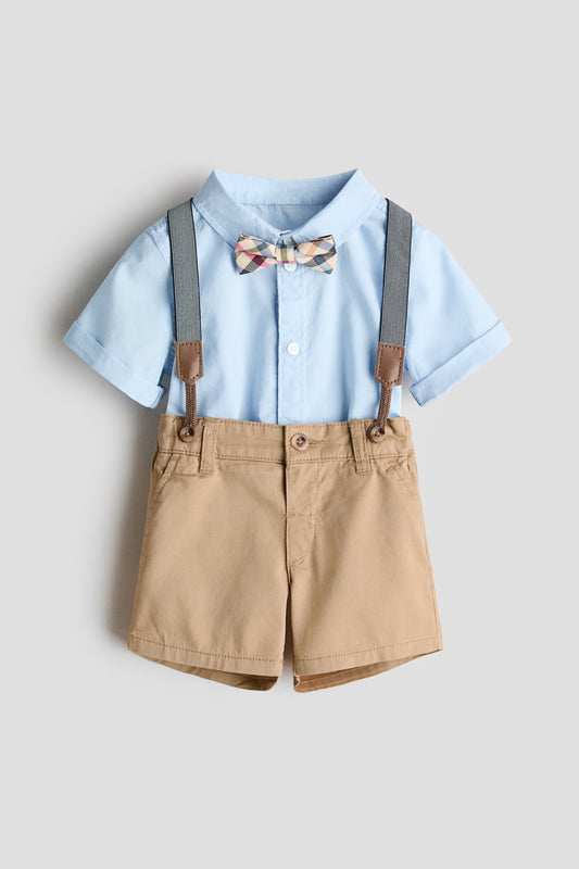 Set conjunto 4 piezas camisa azul corbatin tirante short beige H&M 1331490003
