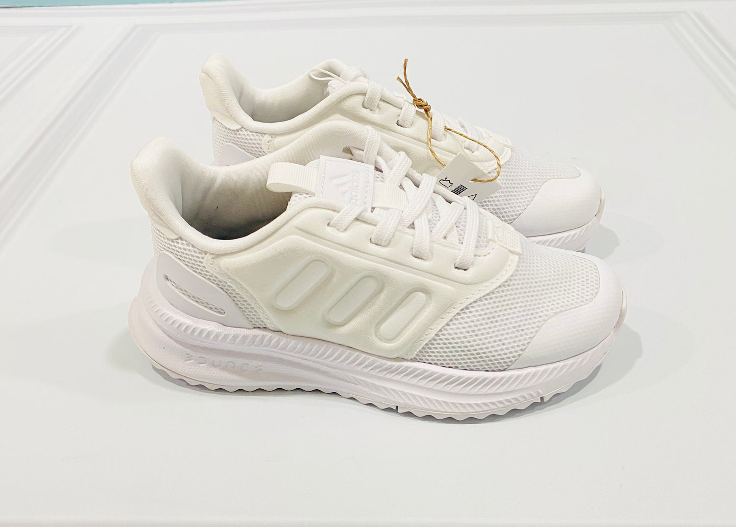 Tenis blancos Adidas niño niña 789006