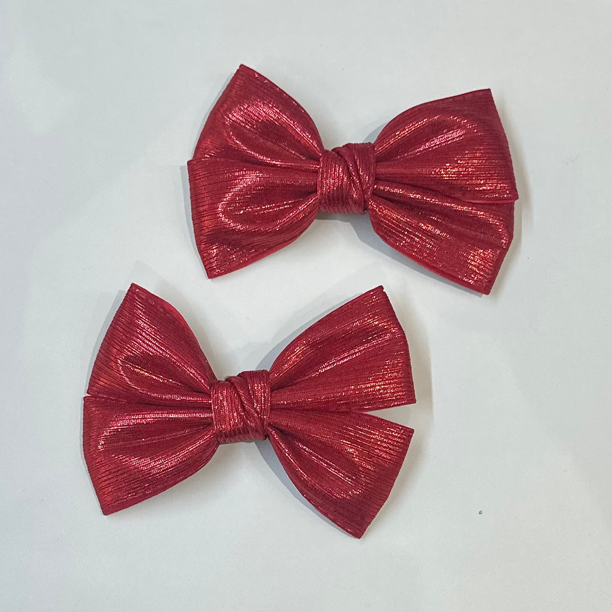 Par ganchos rojo brillante handmade