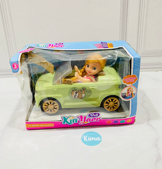 Juguete carro verde muñeca