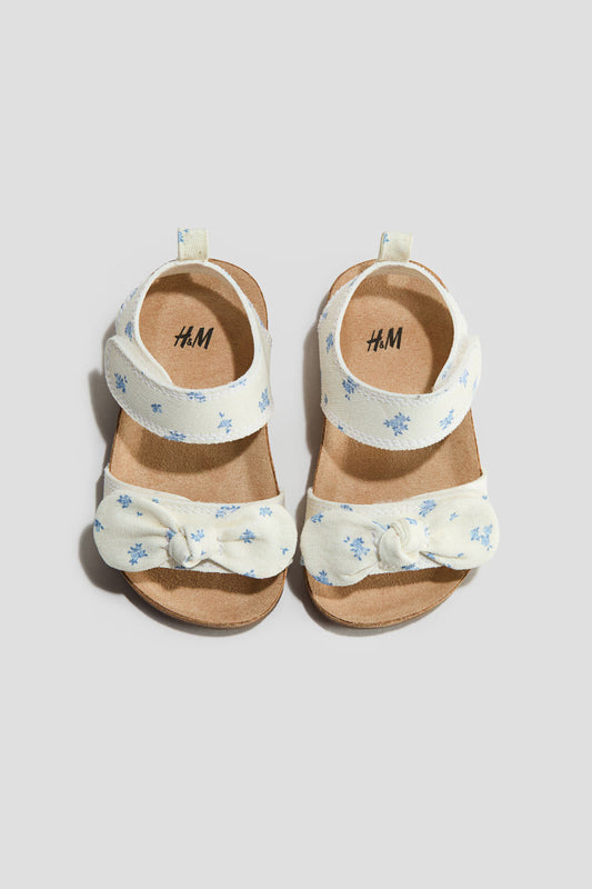 Sandalias blancas bebe niña H&M 1270781007