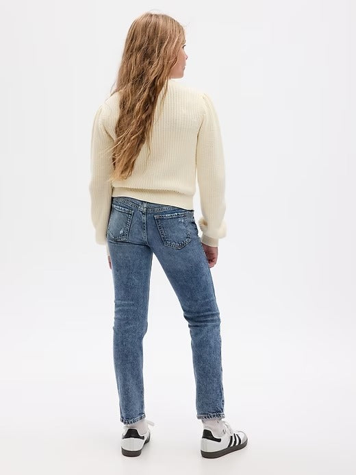 Pantalon Jeans girlfriend roto Gap Niña
