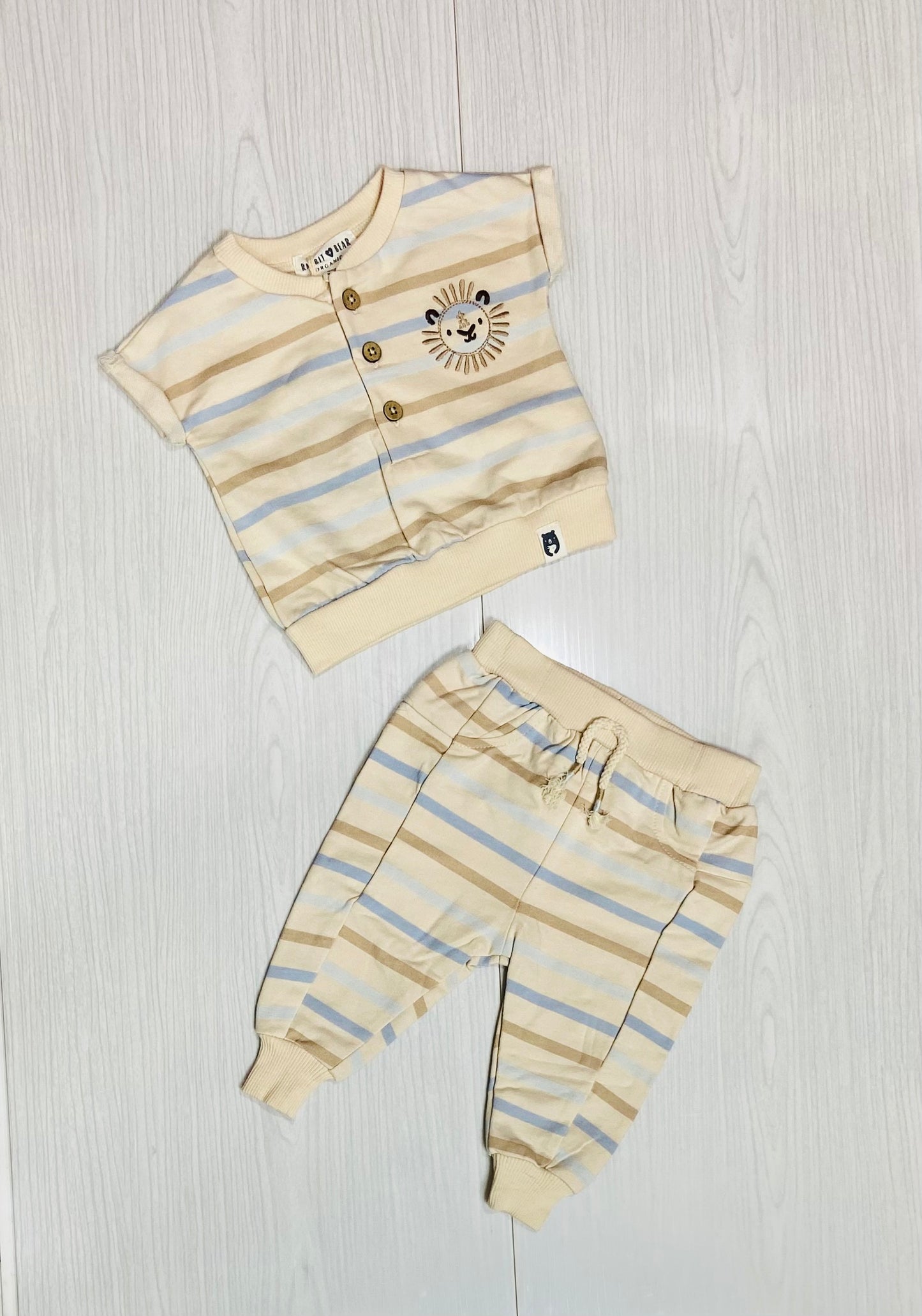 Set 2 piezas beige rayas niño