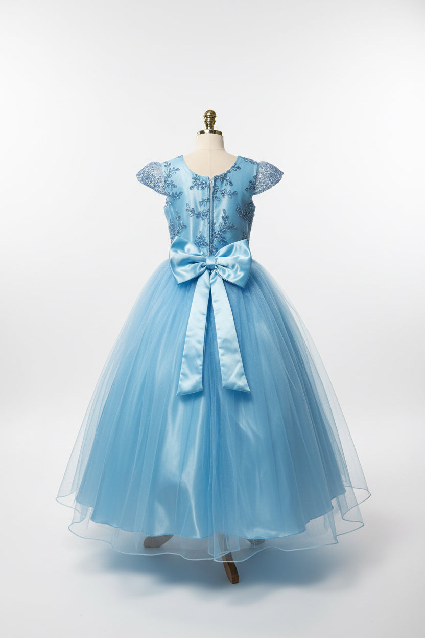Vestido azul celeste evento gala con manga Princesa Royal