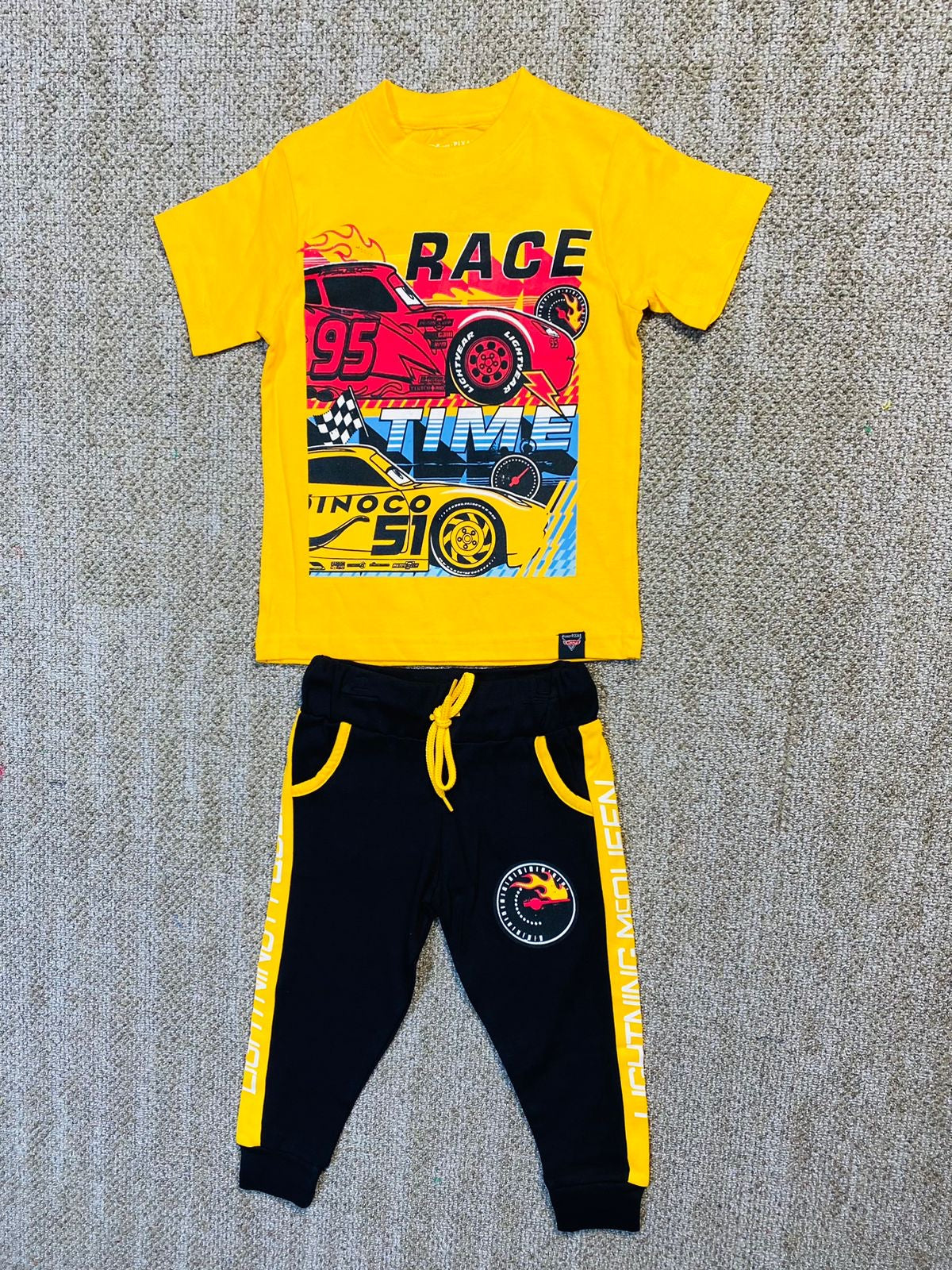Set conjunto 2 piezas rayo McQueen cars camisa amarilla niño