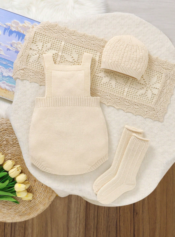 Mameluco enterizo beige bebe niño gorro calcetines sa25021831470699813