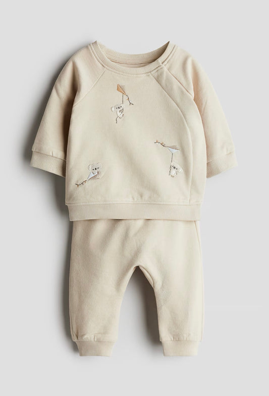 Set 2 piezas camisa pantalon beige bebe niño koala H&M 0932192072