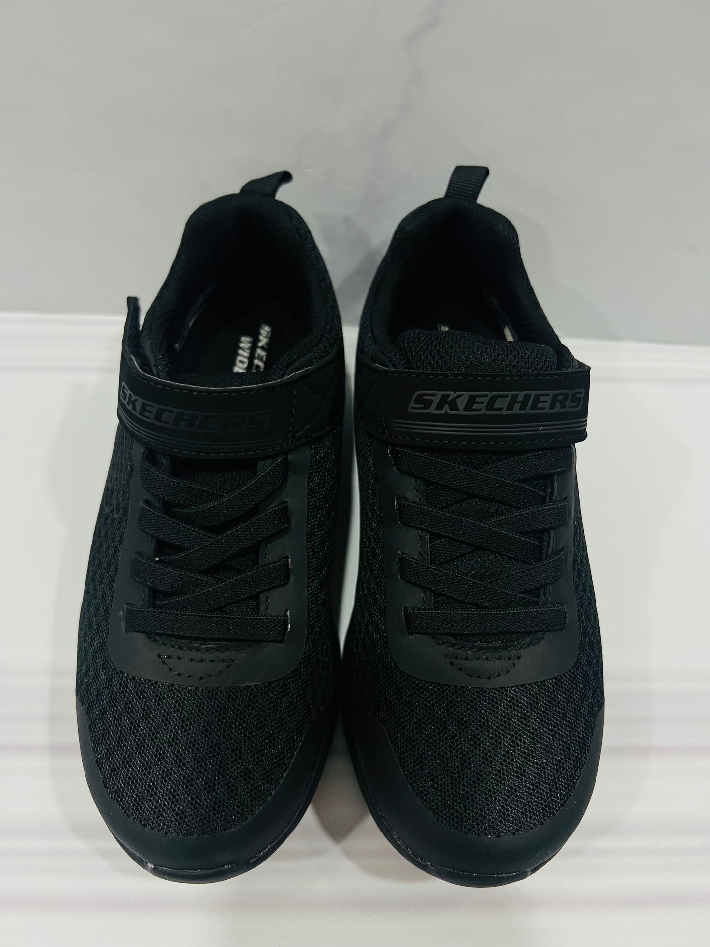 Tenis Negros Niño niña Skechers zapatos negros