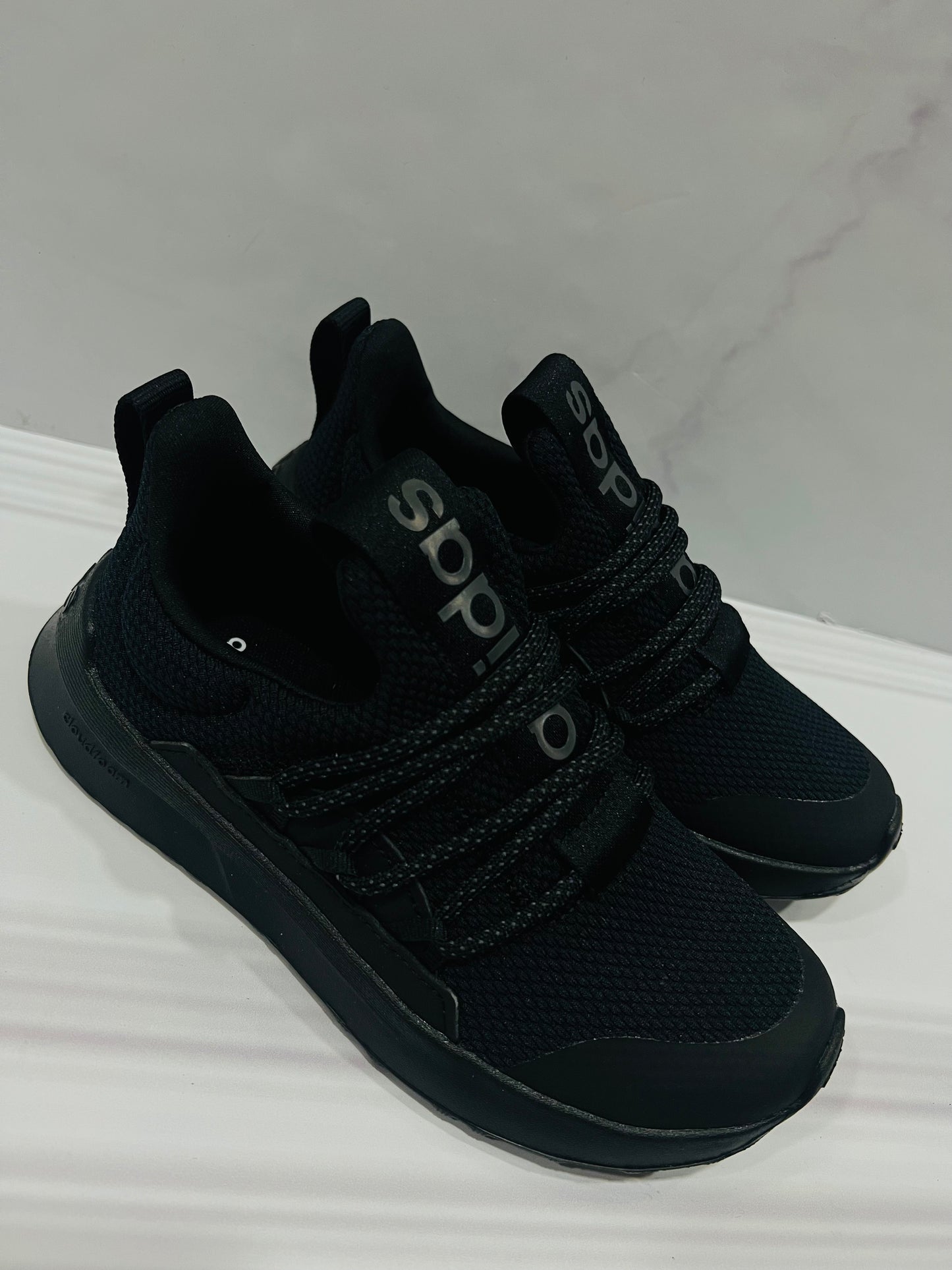 Tenis Adidas negros unisex niña niño