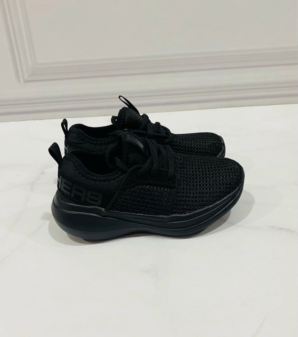 Tenis Negros Niño Niña Skechers zapatos negros