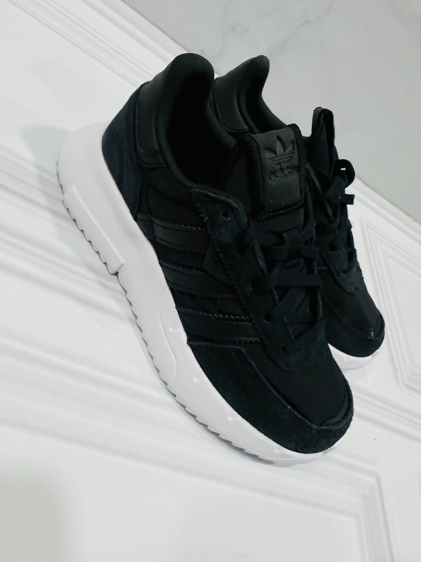 Tenis negros adidas niño niña 100% auténticos