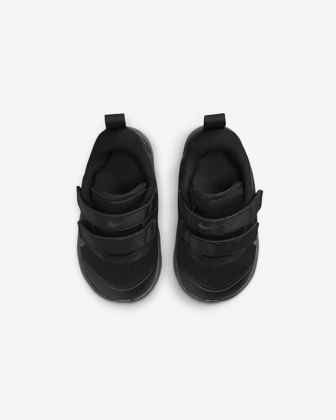 Tenis negros Nike niño plantilla plana