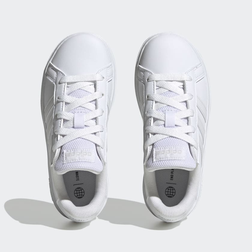 Tenis blanco Adidas plantilla plana