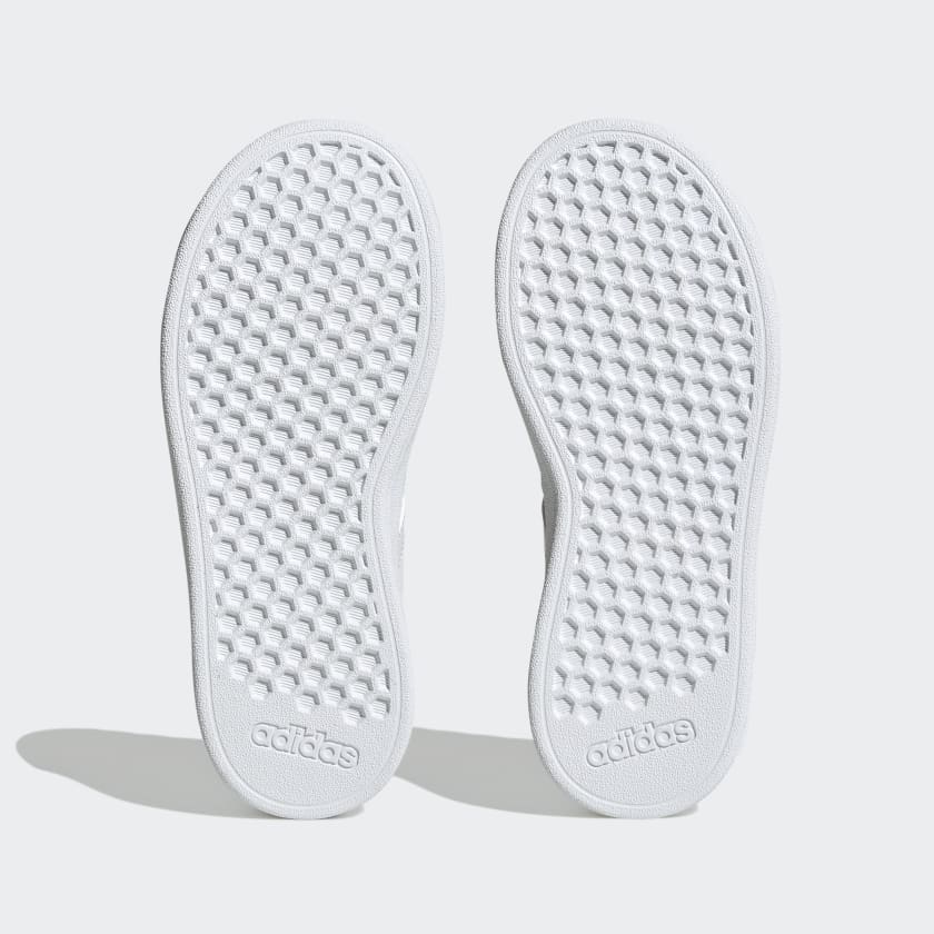 Tenis blanco Adidas plantilla plana